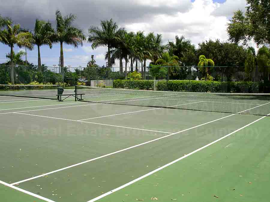 LAGUNA BAY Tennis Courts